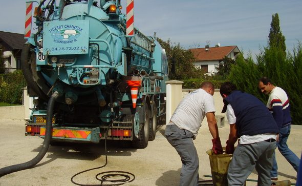 Vidanger, pour préserver votre fosse !