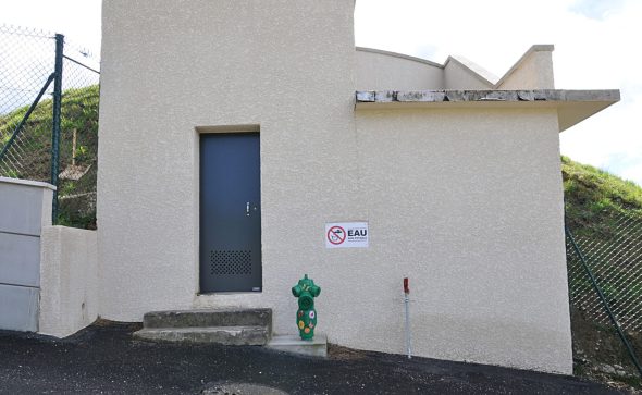 Bornes d’eau brute