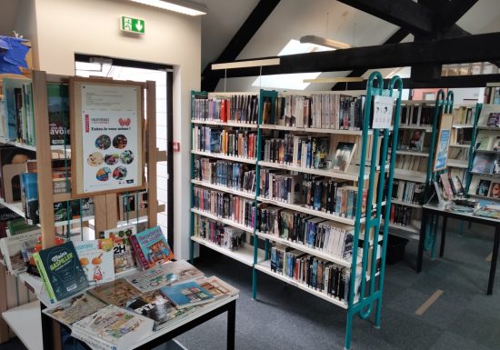 Bibliothèque de Saint Etienne de Crossey