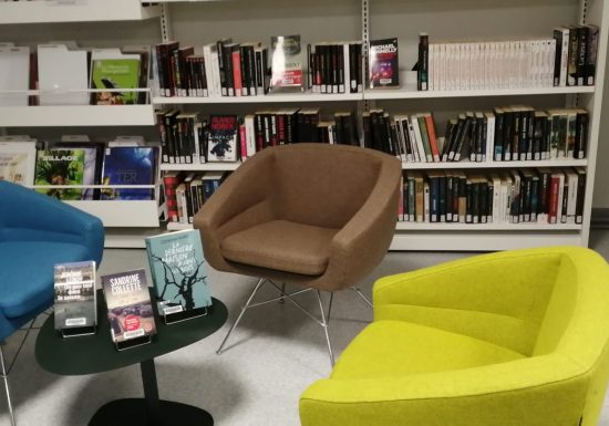 Bibliothèque de Charnècles  – Les Mots Passant